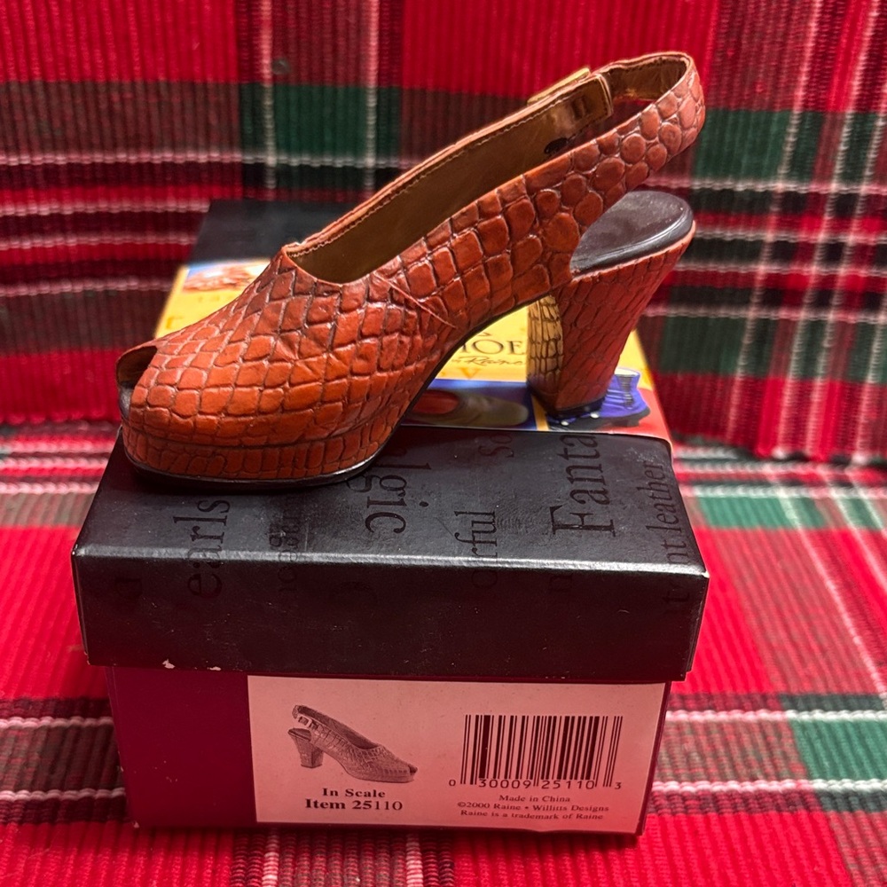 Just The Right Shoe Textured Tan Slingback Heels - Picture 2 of 6